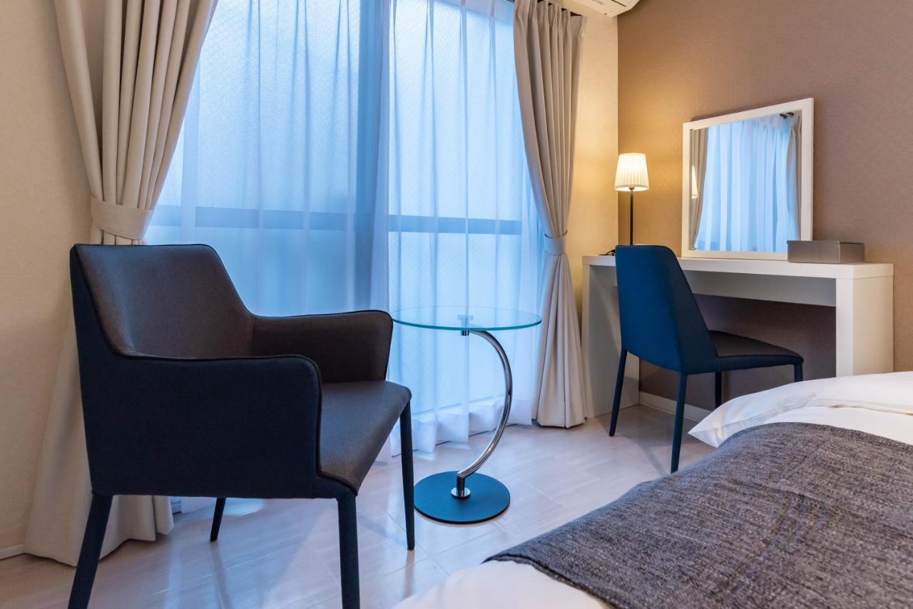 Apartemen Tino Anastasia